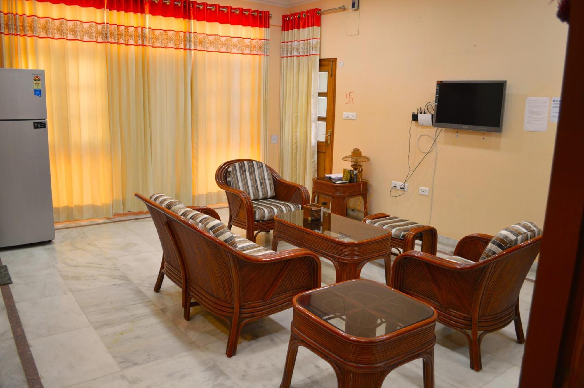 Fully Furnished Ish, Atithya Homestay With Various Amenities And Free Services In Lucknow, India Eksteriør billede